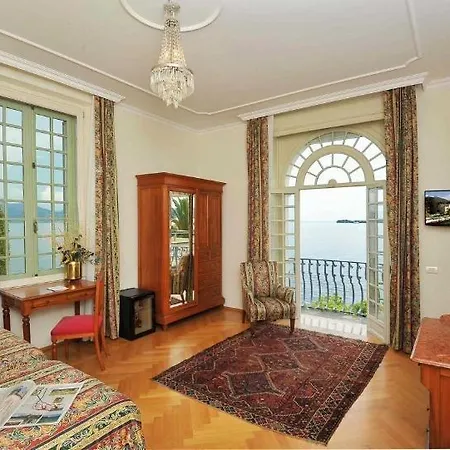 Monte Baldo E Acquarone 4* 加尔多内-里维耶拉